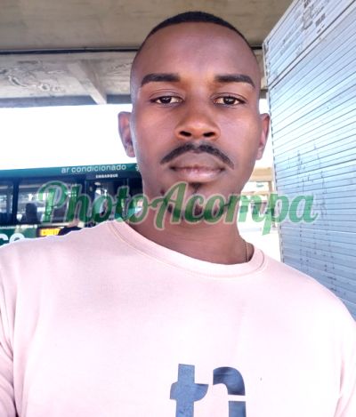 Pedro, garoto de programa em Niterói