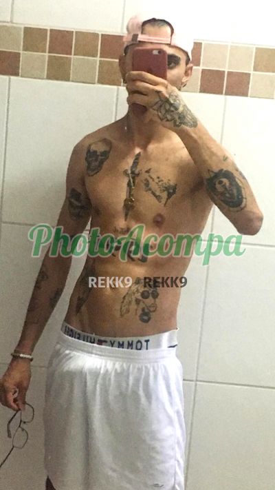 Juliano, garoto de programa em Taubaté