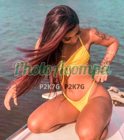 Maia, garota de programa no Guarujá