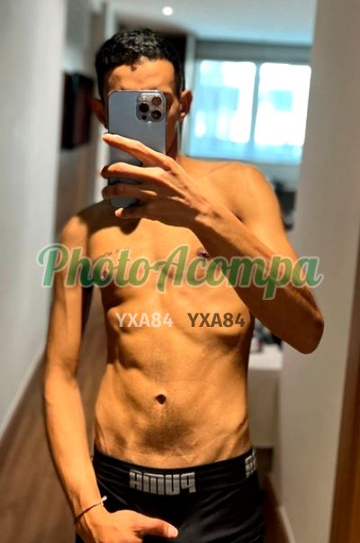 Kauã, garoto de programa em Copacabana (RJ)