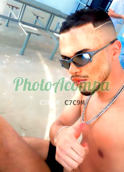 Arthur, garoto de programa em Campinas