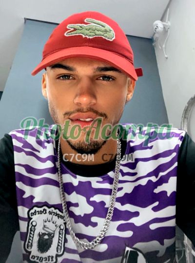 Arthur, garoto de programa em Campinas