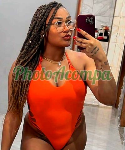 Izza, escort no Centro (SP)