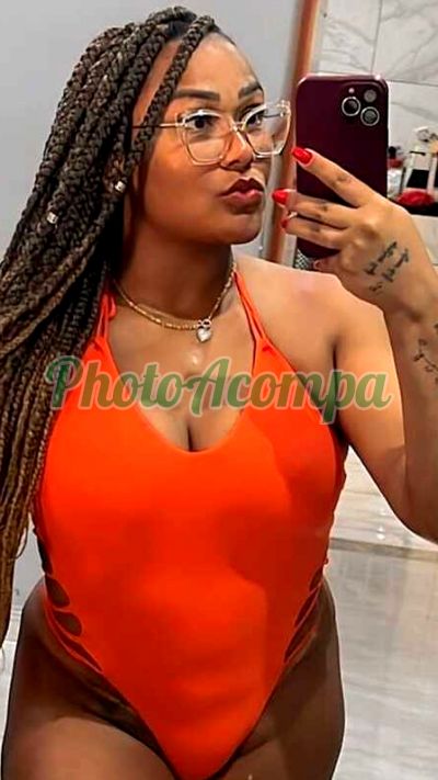 Izza, escort no Centro (SP)