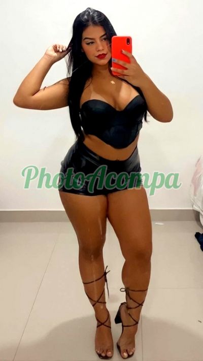 Yasmin Low, escort em Campinas