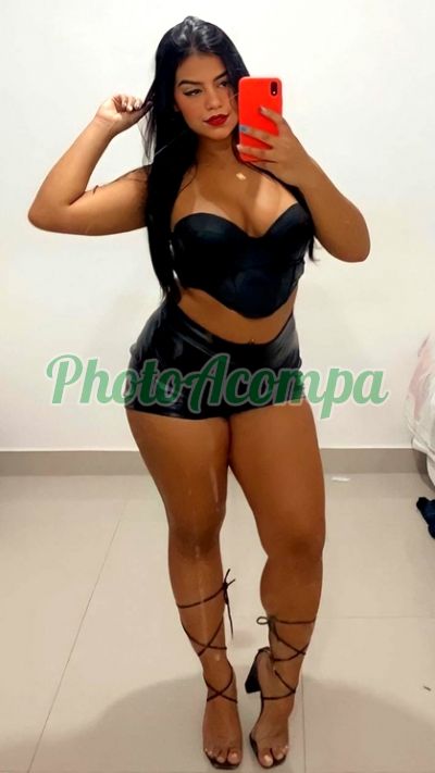 Yasmin Low, escort em Campinas