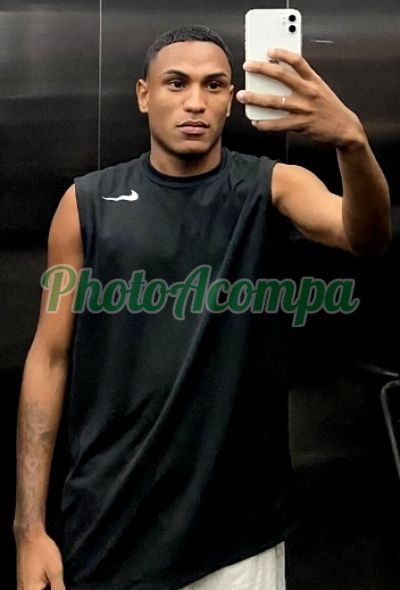 Jakson, garoto de programa em Macaé