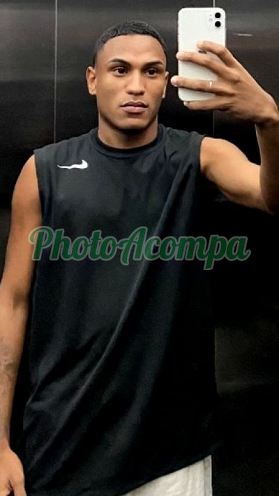 Jakson, garoto de programa em Macaé