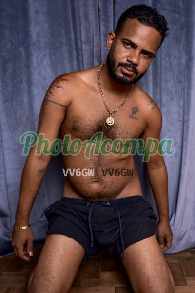 Gustavo Ariel, homem que faz massagens eróticas no Rio de Janeiro