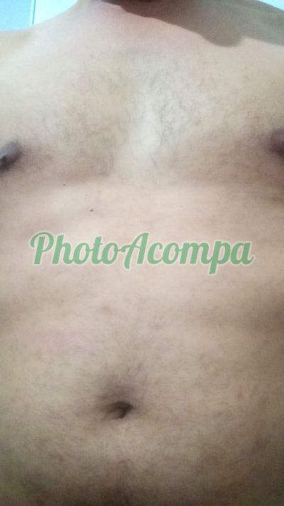 Dyom, garoto de programa em São Vicente