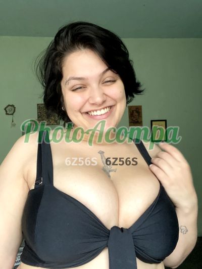 Gabriela, mulher que faz massagens eróticas na Zona Norte (SP)