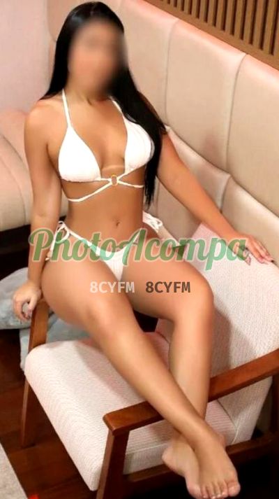 Isabelle Cardoso foto 3