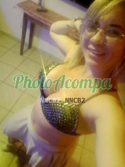 Sol Nascente, mulher que faz massagens eróticas em São Paulo