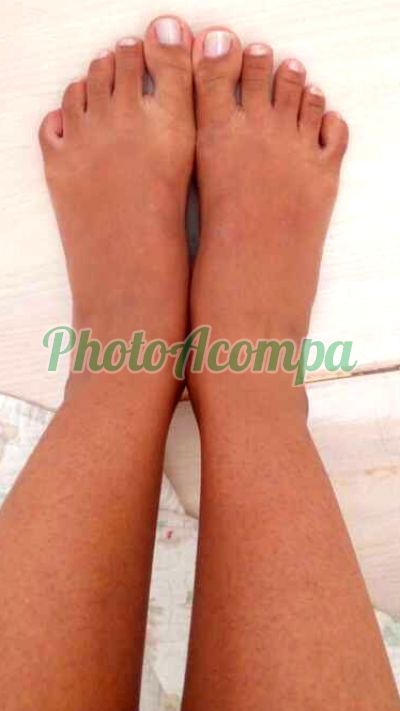 Anielly, mulher que faz videochamadas e sexting