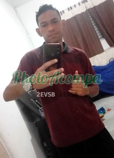 Alexsandro, garoto de programa no Guarujá