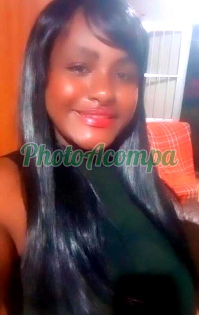 Putinha perfeita bucetuda, mulher que faz videochamadas e sexting