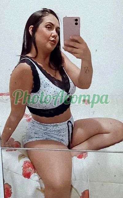 Selena, garota de programa em Niterói