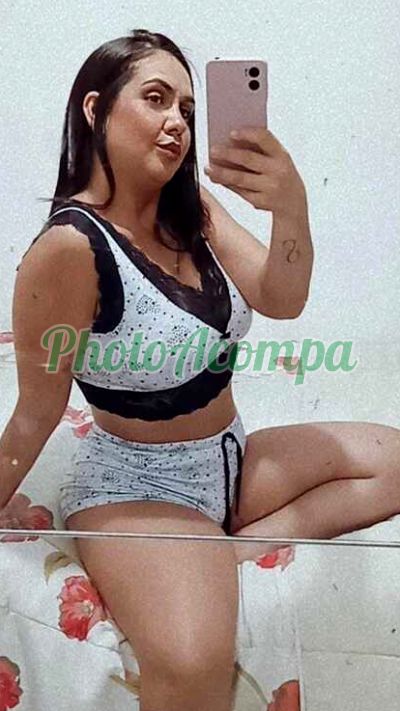Selena, garota de programa em Niterói