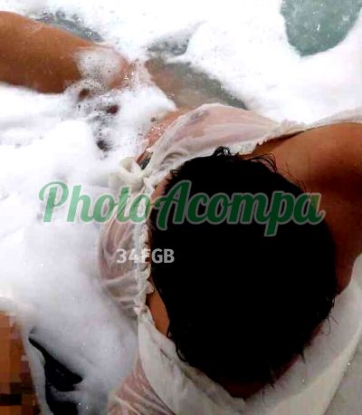 Valentina, mulher que faz massagens eróticas em Americana