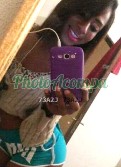 Sophia, travesti em Avaré