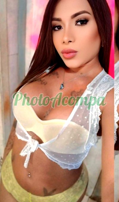 Luana, travesti em Bela Vista (SP)