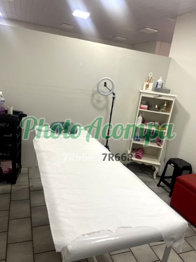Ana Carolina, mulher que faz massagens eróticas em Maringá