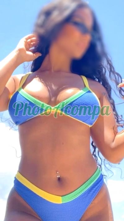 Júlia Ferreiro, garota de programa em Recife