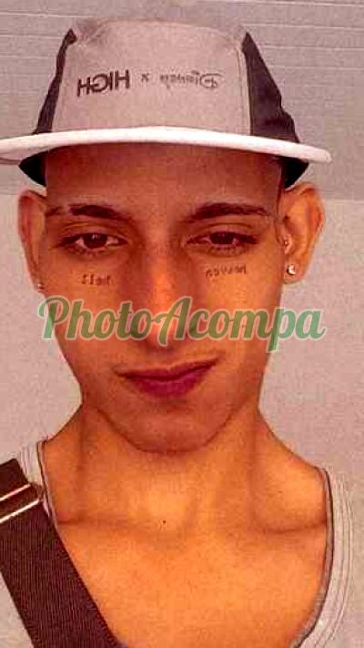 Caio Souza, garoto de programa no Centro (RJ)