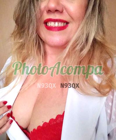 Gabi Zani, mulher que faz massagens eróticas no Rio de Janeiro