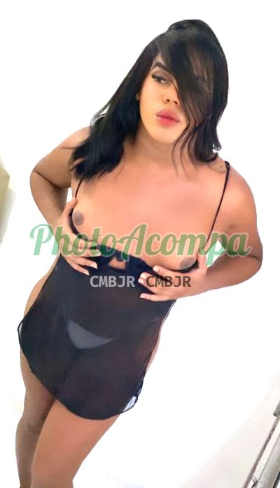 Esheley Garcia, travesti em Duque de Caxias