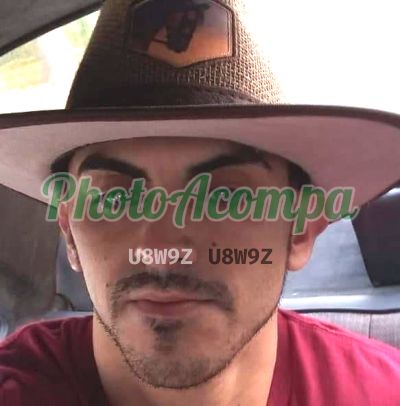 Ezequiel Barbosa, garoto de programa em Pinhais