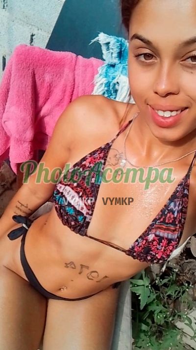 Karolyne, garota de programa no Guarujá