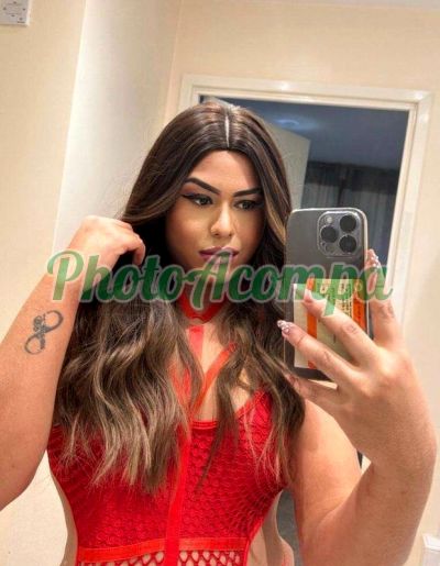 Manuella Garcia, travesti em Copacabana (RJ)