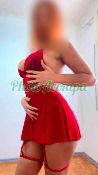 Dandara, mulher que faz videochamadas e sexting