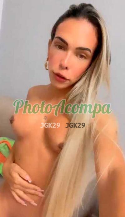 Larissa Leitte, travesti em Praia Grande