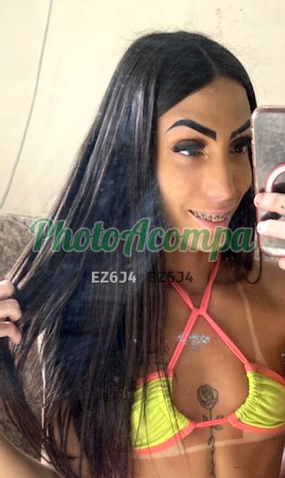 Victória, transex no Centro (RJ)