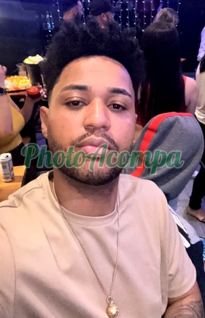 Felipe Dias, garoto de programa em Barueri