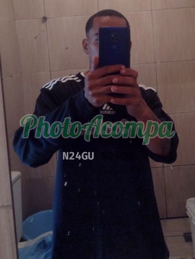 Novin, garoto de programa em Duque de Caxias