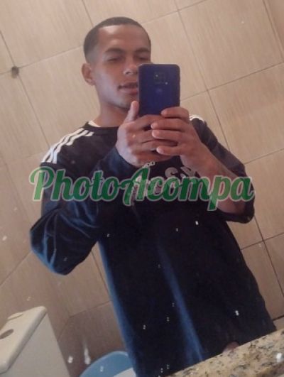 Novin, garoto de programa em Duque de Caxias