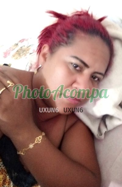 Jlia Oliveira foto 2