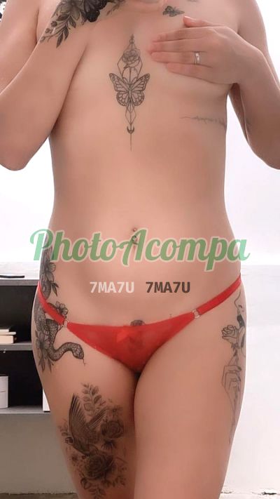 Júlia, acompanhante em Curitiba