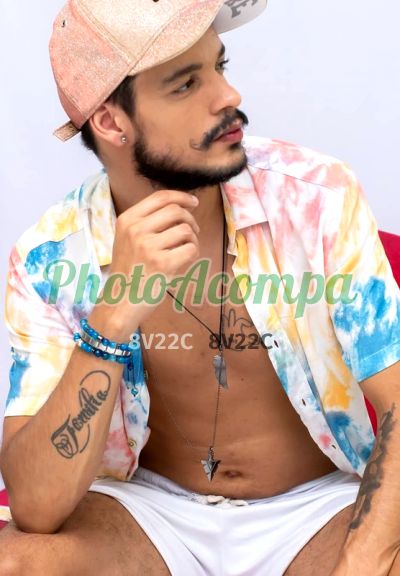 Enzo, homem que faz massagens eróticas em São Paulo