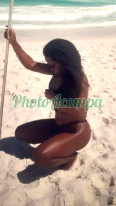 Deyse Pogliessi, transex em Cabo Frio