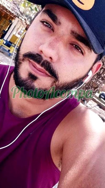 Fênix, Homem que faz massagens eróticas em Santos