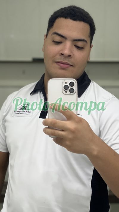 Cauê Albuquerque, Homem que faz massagens eróticas em São Paulo