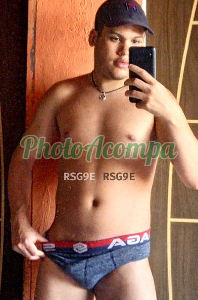 Victor, garoto de programa em Recife
