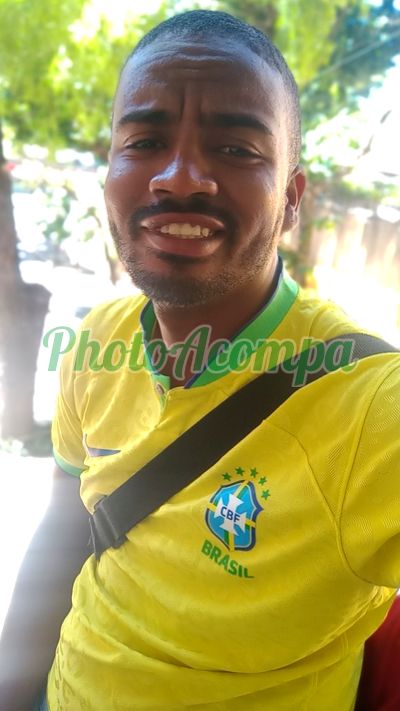 Ricardo, garoto de programa em Contagem