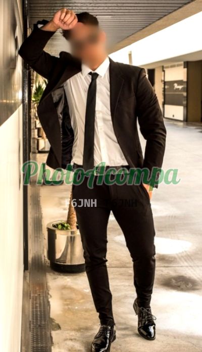 Ferraz, garoto de programa em Madalena (Recife)