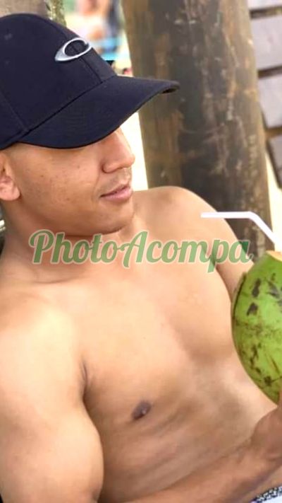 Yuri, garoto de programa na Zona Leste (SP)