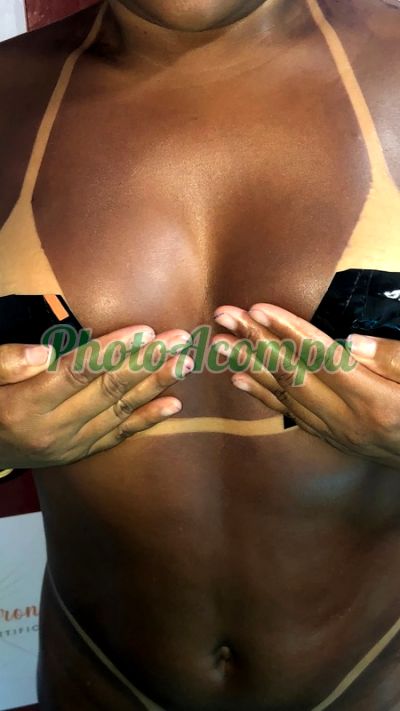Luiza, escort em Duque de Caxias